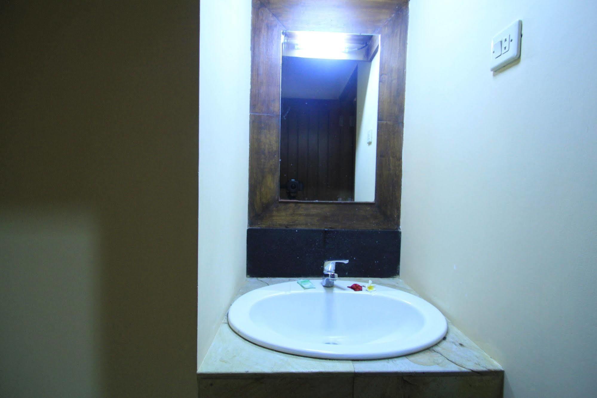 Taman Sari Cottages Kuta Lombok Kültér fotó